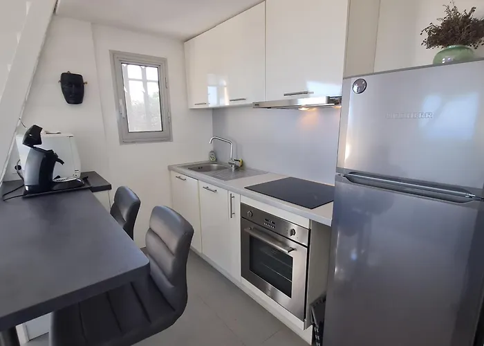 3 Pieces Avec Climatisation A - Fr-1-780-24 * Sainte-Maxime